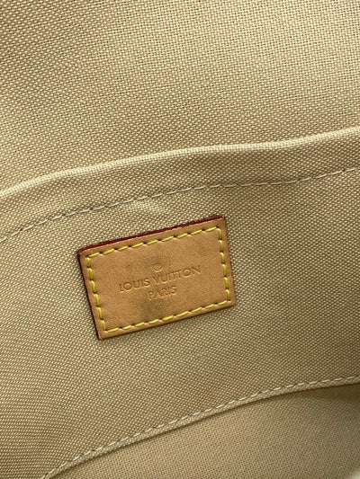 Louis Vuitton Favorite Damier Azur Mm White Canvas Shoulder Bag