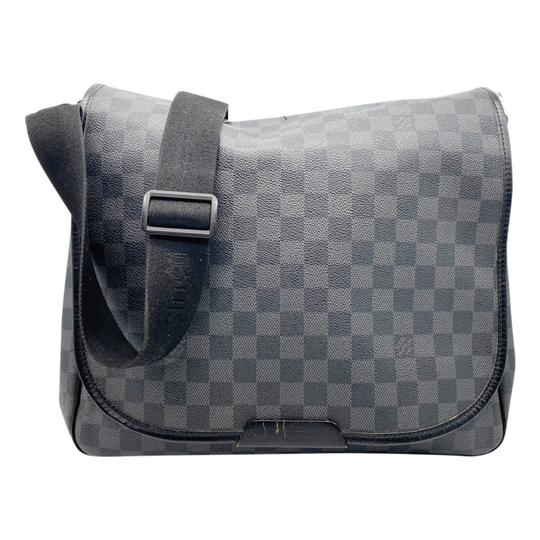 Louis Vuitton messenger bag Damier graphite canvas review from
