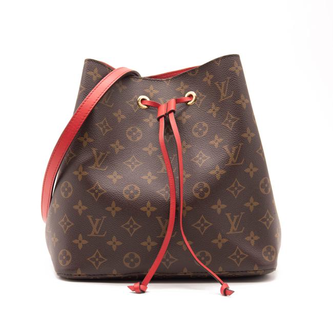 Louis Vuitton LV NeoNoe Handbag MM Brown Monogram Canvas. Red