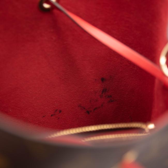 Louis Vuitton Monogram Neonoe Mm Coquelicot Red Coated Canvas Hobo Bag -  MyDesignerly