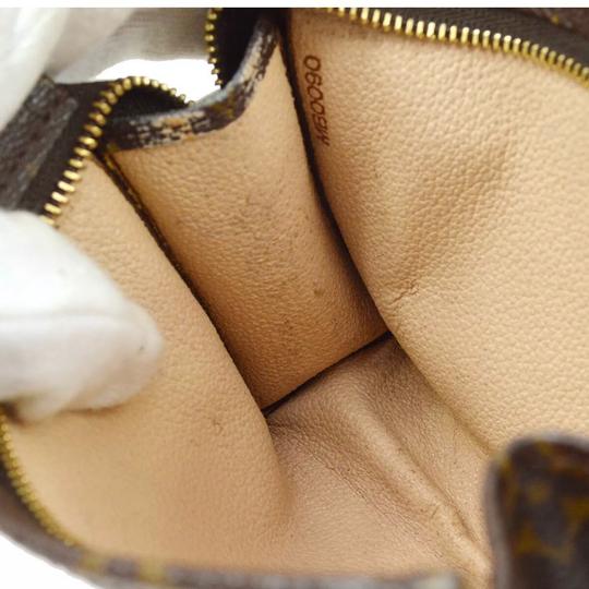 Louis Vuitton Monogram Toiletry 15 Brown Coated Canvas Clutch