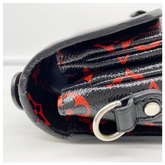 Louis Vuitton Pochette Metis Black Monogram Infrarouge Canvas Shoulder Bag