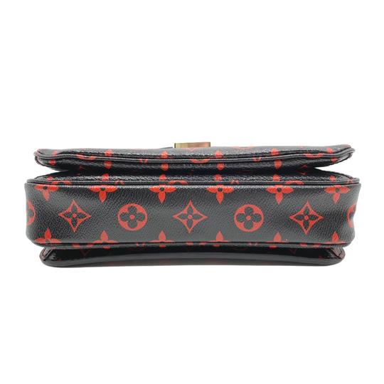 Louis Vuitton Pochette Metis Black Monogram Infrarouge Canvas Shoulder Bag
