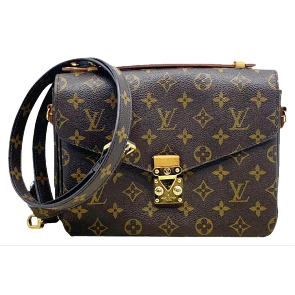 Louis Vuitton Pochette Metis Monogram Canvas Cross Body Bag