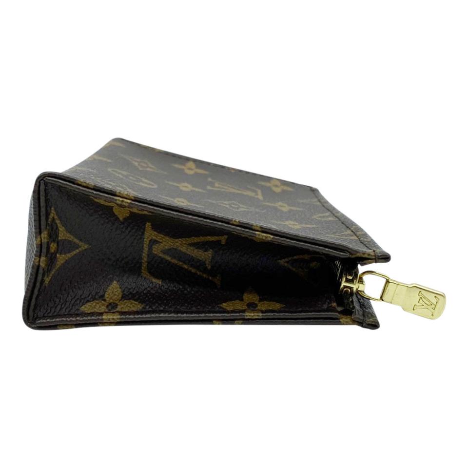 Louis Vuitton Toiletry Pouch 15 Brown Monogram Canvas Weekend/Travel Bag