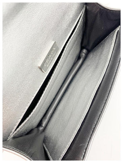 Prada White Leather Cahier Bag Silvery Metallic ref.932570 - Joli
