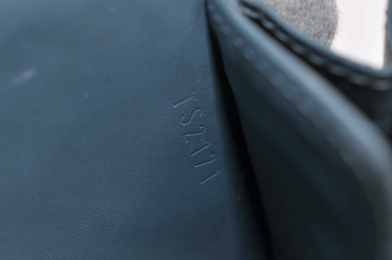 Bags, Authentic Louis Vuitton Vernis Portefeuille Sarah Clutch Bag