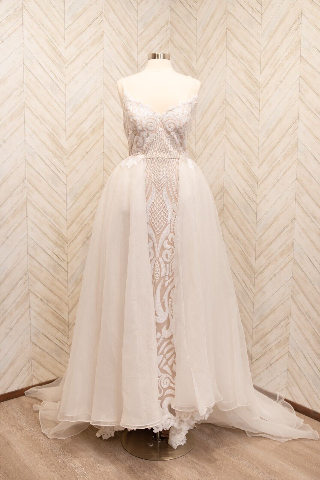 NEW Cocomelody Linda Mermaid Court Train Sequined Lace Wedding Dress Sz 14