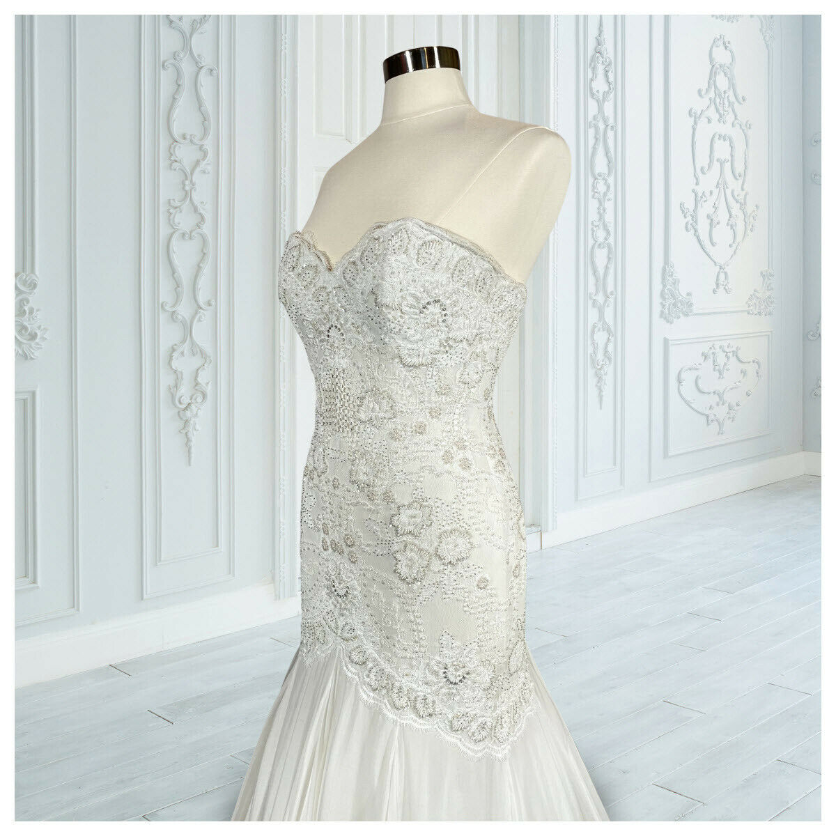 Watters Bridal White Silk Chiffon Minerva Embellished Mermaid Gown $4610