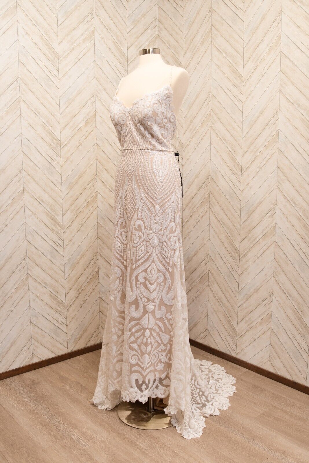 NEW Cocomelody Linda Mermaid Court Train Sequined Lace Wedding Dress Sz 14