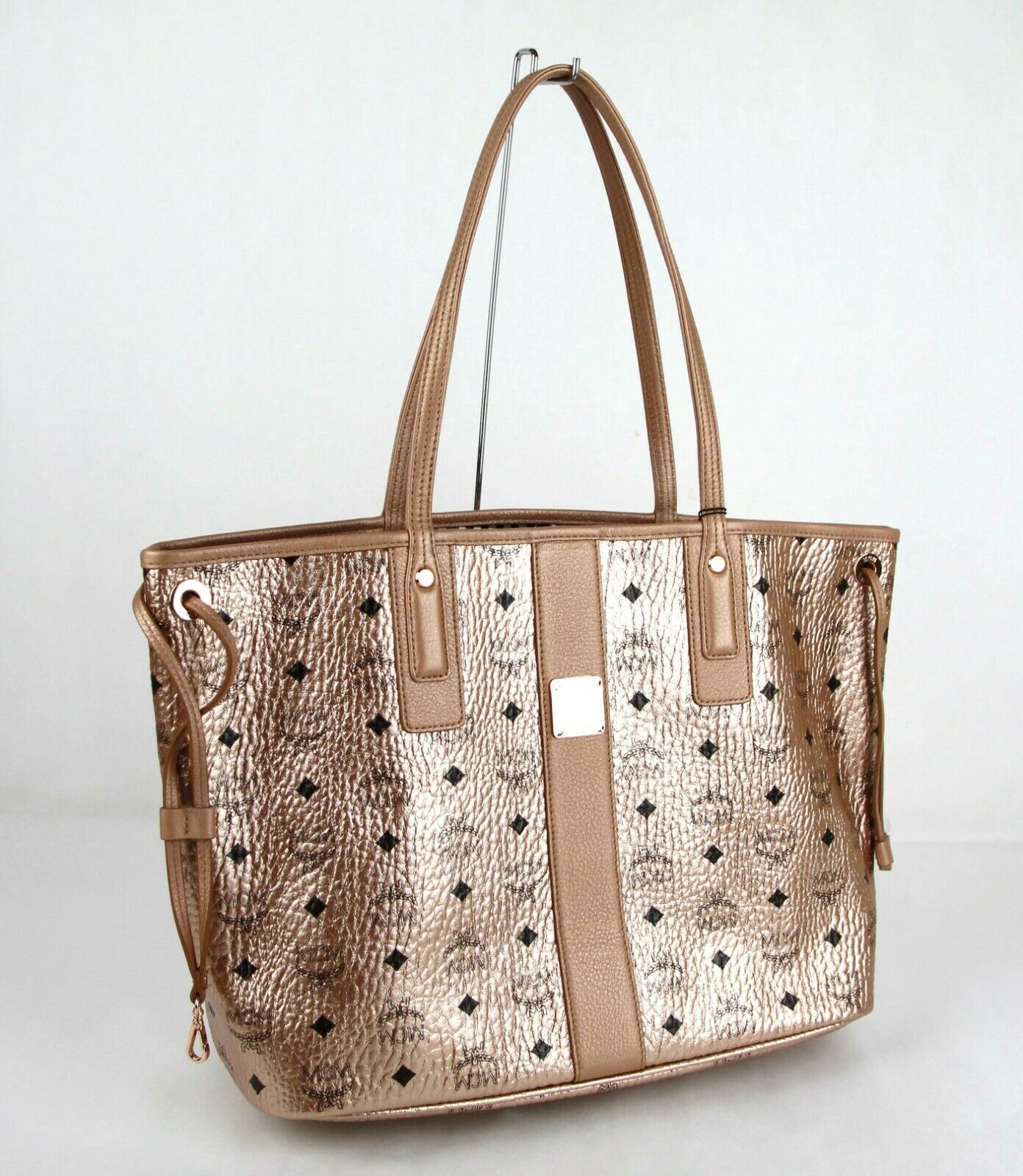 MCM Medium Liz Reversible Diamond Visetos Metallic Champagne Gold Tote with Pouch