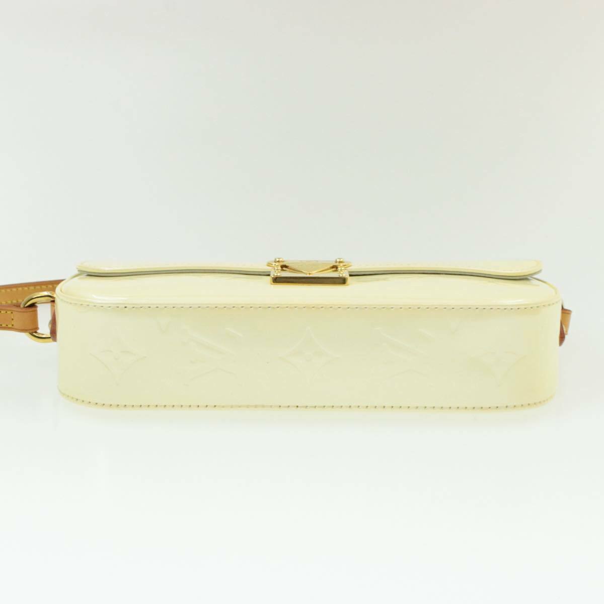 LOUIS VUITTON Vernis Malibu Street Perle Hand Pouch M91507