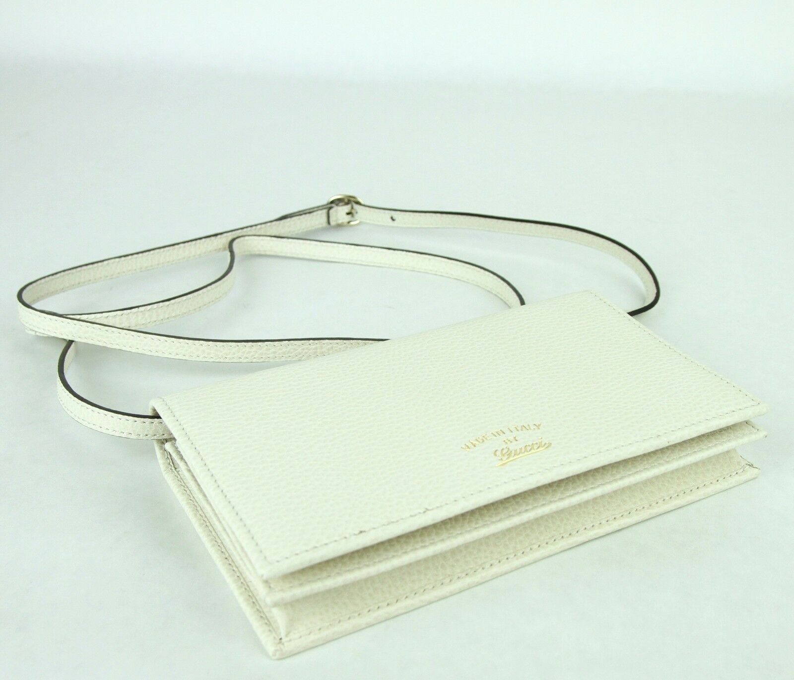 Gucci Women's Creamy White Swing Leather Crossbody Clutch Wallet