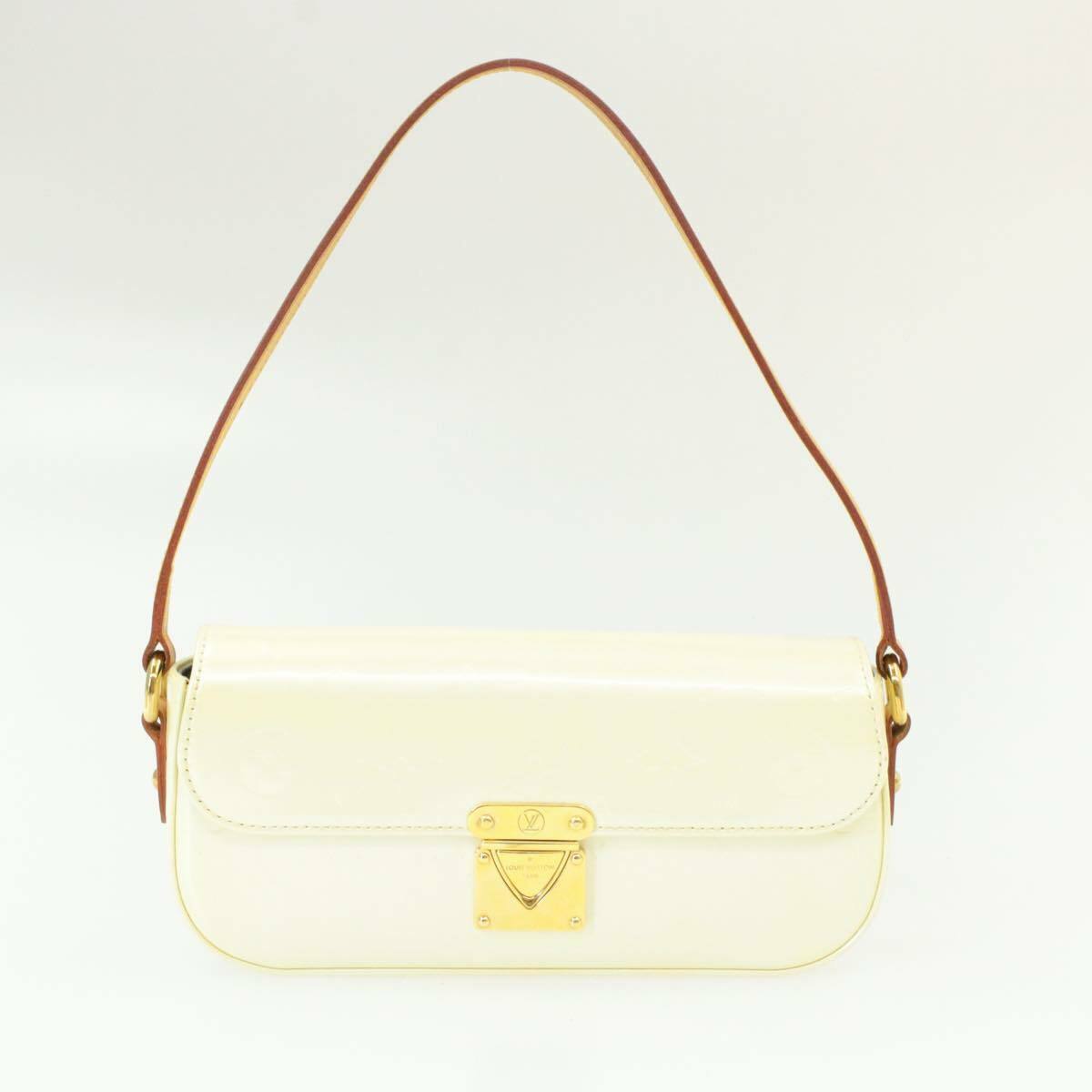 LOUIS VUITTON Vernis Malibu Street Perle Hand Pouch M91507