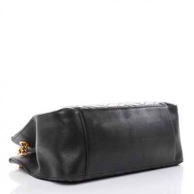 Gucci GG Marmont Calfskin Matelasse Medium Black Leather Shoulder Bag