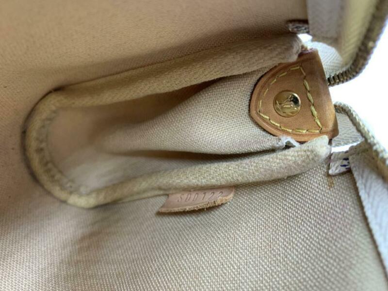 Louis Vuitton Pochette Eva White Damier Azur Canvas Cross Body Bag