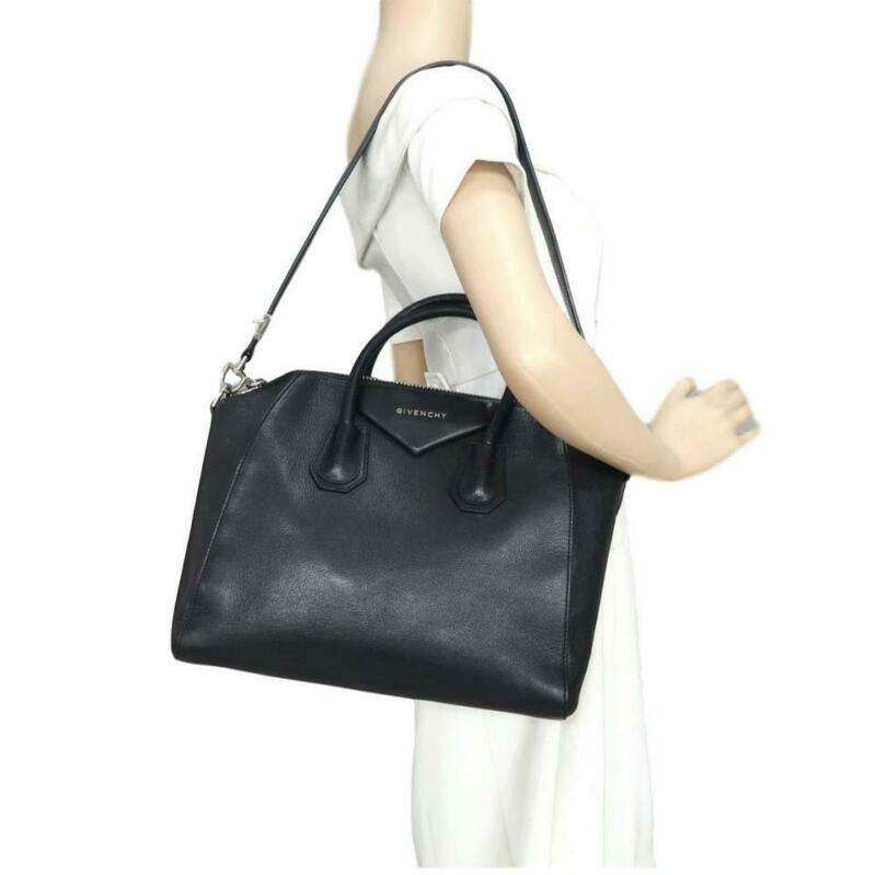 Givenchy Medium Sugar Antigona Black Leather Shoulder Bag