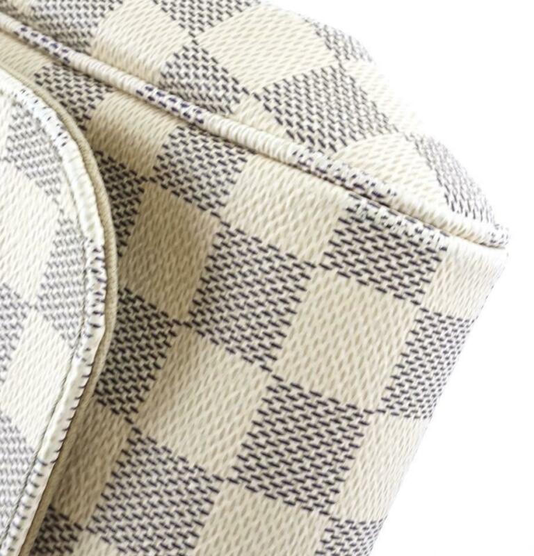 Louis Vuitton Favorite Mm White Damier Azur Canvas Cross Body Bag