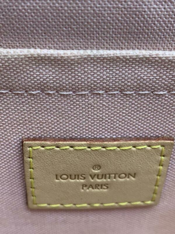 Louis Vuitton Croisette Tassel 2018 White Damier Azur Canvas Cross Body Bag