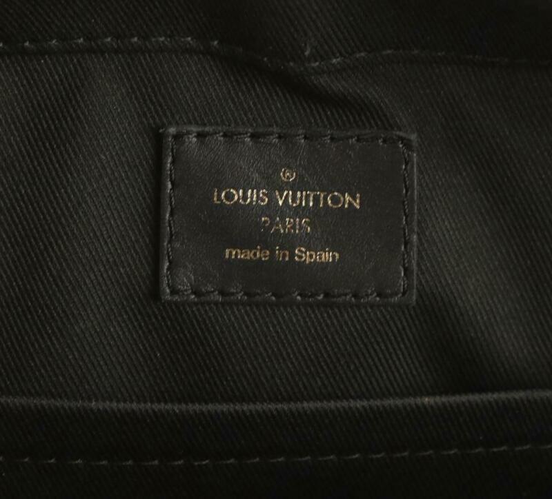 Louis Vuitton Saintonge Black Monogram Canvas Shoulder Bag