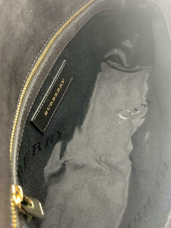 Burberry Crossbody Medium Mildenhall Signature Grain Convertible Black Leather