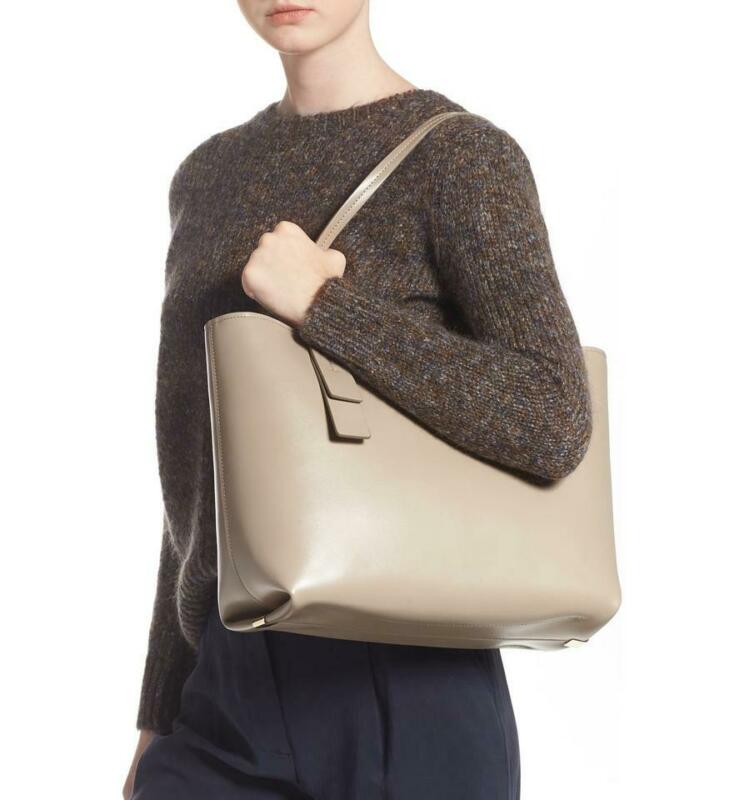 Chloé Medium C Calfskin Beige Leather Tote